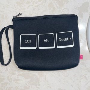 Small Poich MY Tagalongs